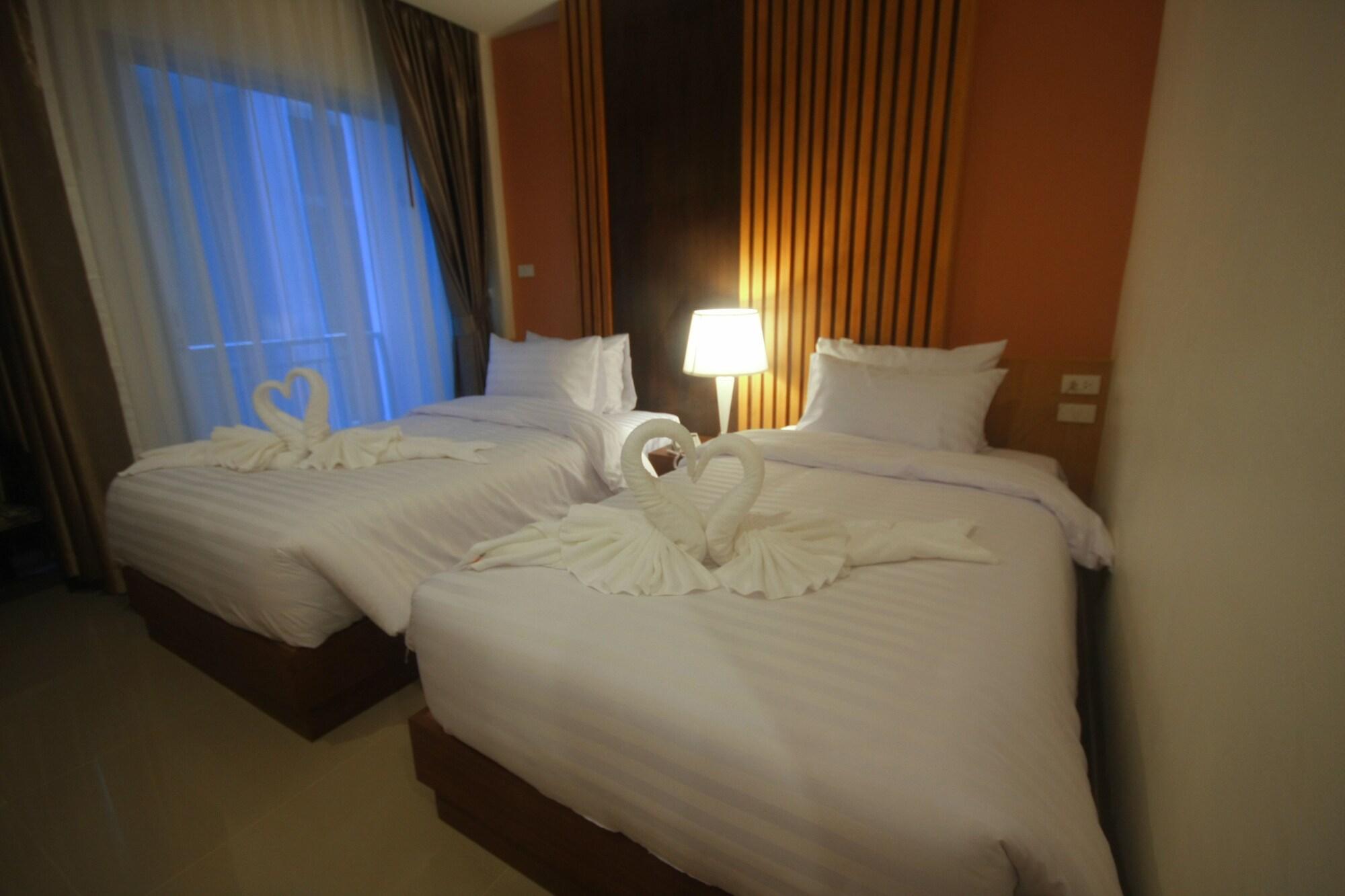 Breezotel - SHA Certified Patong Buitenkant foto